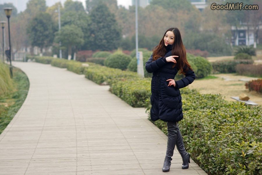 大哥的女人皮靴红丝网袜[第3张/共8张]