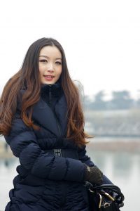 大哥的女人皮靴红丝网袜