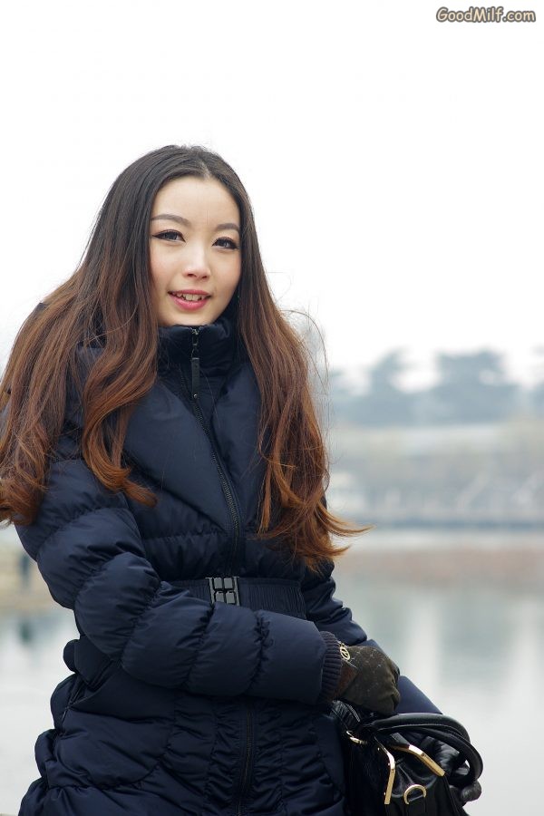 大哥的女人皮靴红丝网袜[第4张/共8张]