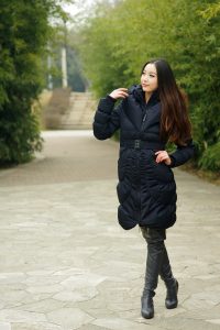 大哥的女人皮靴红丝网袜