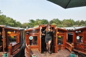 极品细高跟轻熟,喜欢大粗腿的有福了