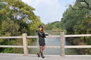 极品细高跟轻熟,喜欢大粗腿的有福了