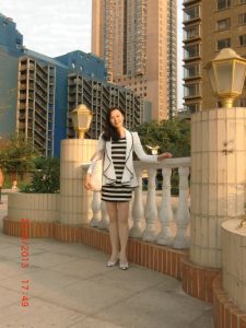 来自东北的熟女老师,吃饭前管理先拍腿