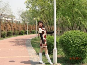 历史陈老师公园里面的肉丝白靴子