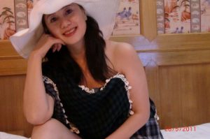 美艳历史老师的美腿想要