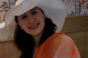 美艳历史老师的美腿想要