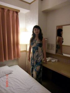 熟女历史老师日本旅行宾馆秀足