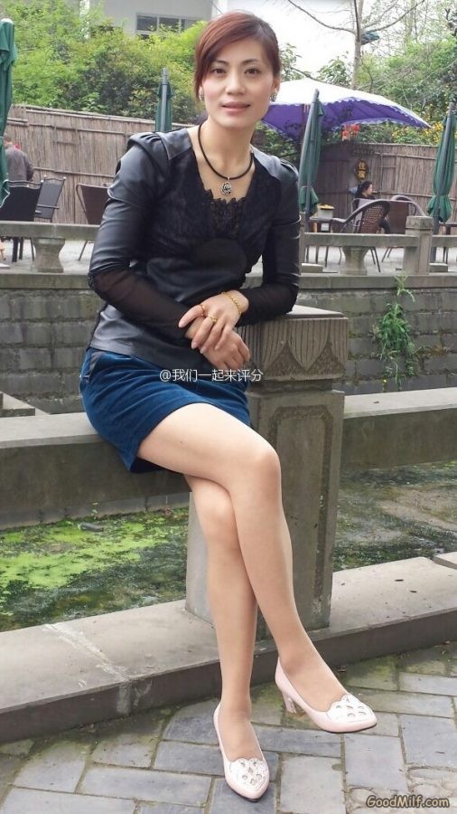 一个瘦高身材的嫂子爱穿肉丝袜高跟[第1张/共6张]