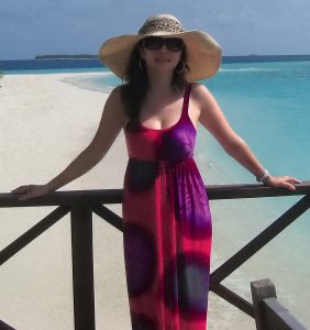 知风姐姐海岛度假低胸长裙