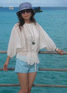 知风姐姐海岛度假短裤美腿