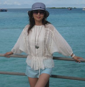 知风姐姐海岛度假短裤美腿