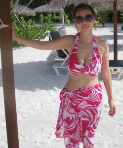 知风姐姐海岛度假性感泳衣