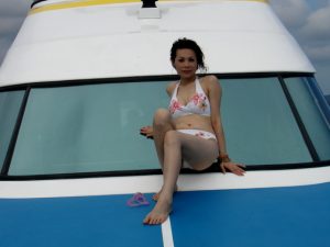 熟女阿冷好身材大方泳衣秀