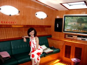 熟女阿冷好身材大方泳衣秀