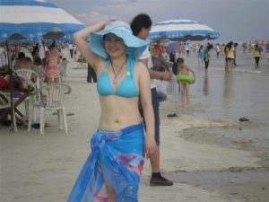 好诱人的泳装阿姨