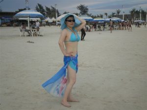 好诱人的泳装阿姨