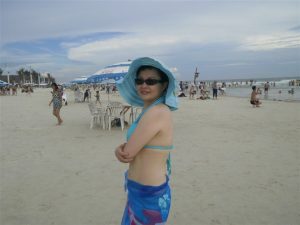 好诱人的泳装阿姨