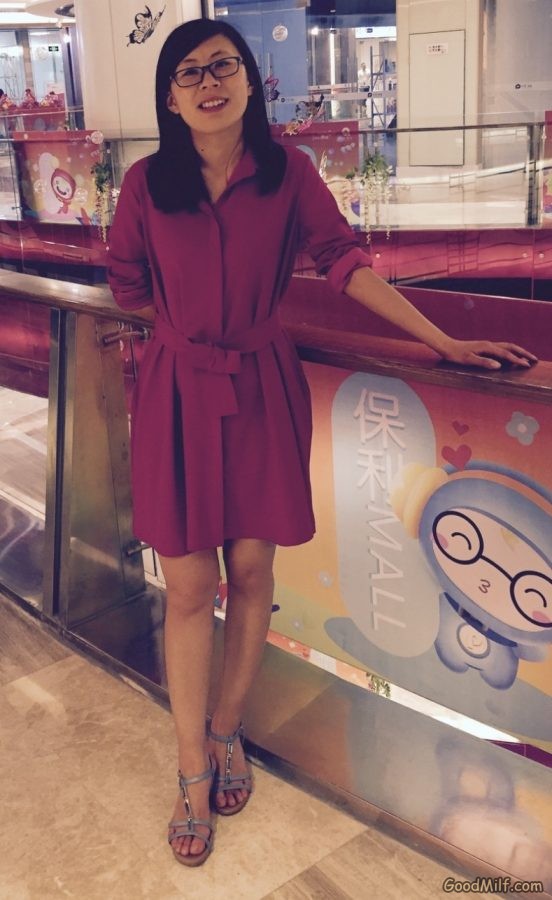 戴眼镜的气质人妻按摩椅里翘大白腿[第3张/共3张]