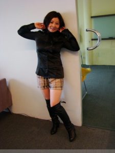 张兰月春天里的皮靴腿