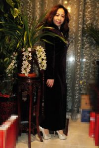 气质才女新之月姐姐家中秀旗袍高跟