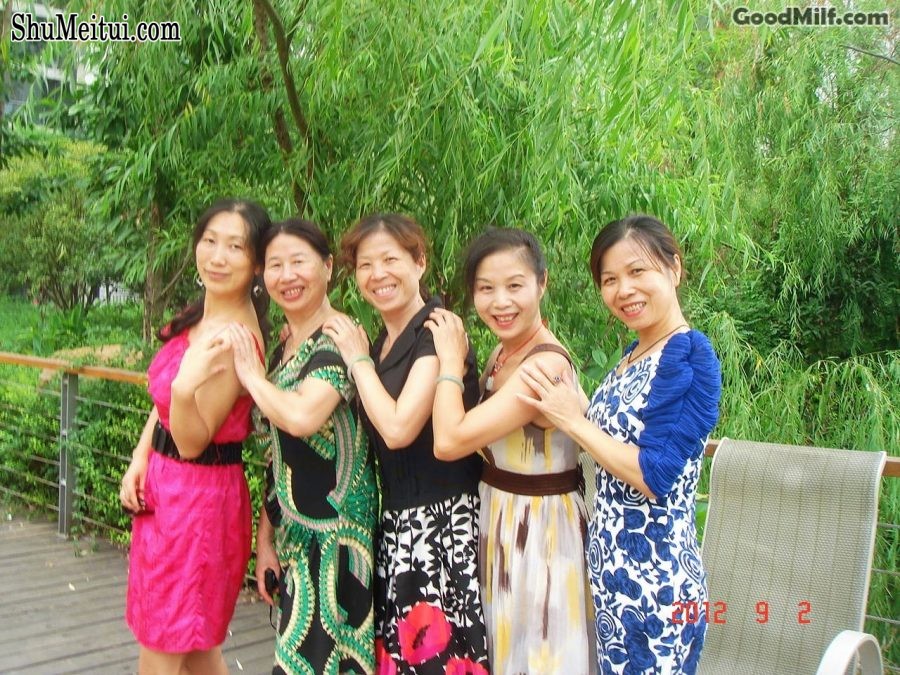 燕子姐和她姐妹们的生活照片[第3张/共7张]