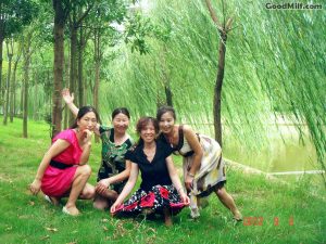 燕子姐和她姐妹们的生活照片