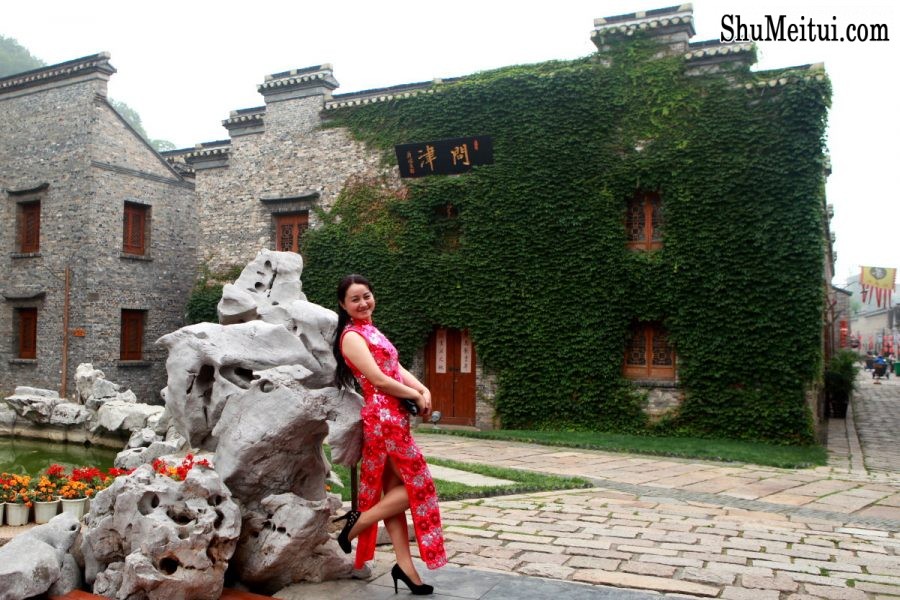 旗袍熟妇们的性感外拍有几个还穿了肉丝[第18张/共53张]