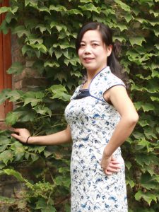 旗袍熟妇们的性感外拍有几个还穿了肉丝