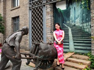 旗袍熟妇们的性感外拍有几个还穿了肉丝