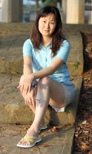 Elin姐丰满大腿凉拖鞋