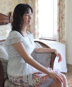 熟女Elin姐美好风景里的玉腿