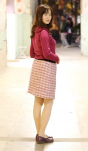 Elin姐是一位喜欢穿丝袜的丰满女人