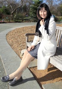 Elin姐走到哪里都是肉丝不离腿