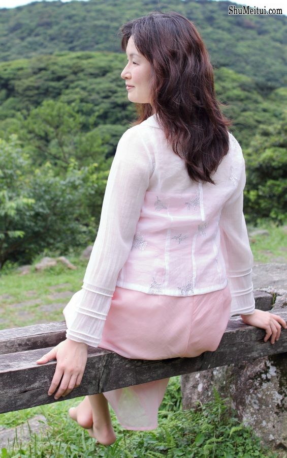 成熟丰满优雅的Elin姐野外肉丝脚[第9张/共9张]