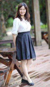 Elin姐肉丝腿是熟女也是淑女