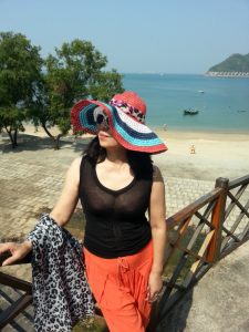 来自浙江的丽花姐上衣透视性感