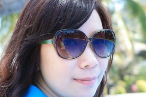 暗恋的美妇在外边玩时专门拍了脚丫子