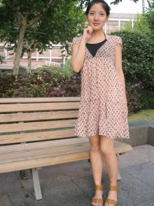 小女友me小妞肉丝腿运动鞋