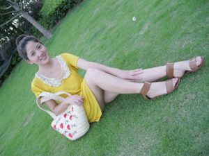 一个浙江小妞夏天爱秀白腿