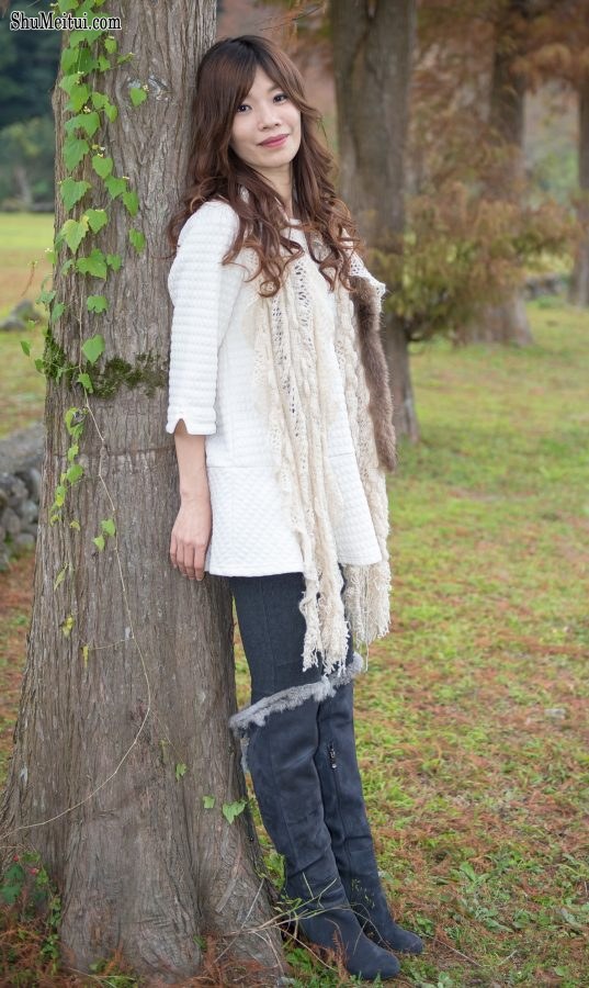 喜欢拍照的表嫂穿上了牛仔裤高跟靴子[第24张/共30张]