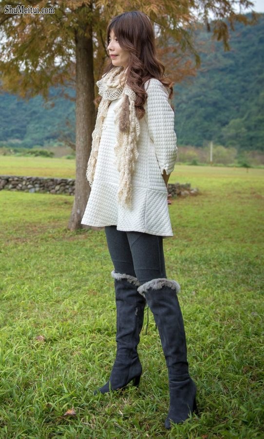 喜欢拍照的表嫂穿上了牛仔裤高跟靴子[第4张/共30张]