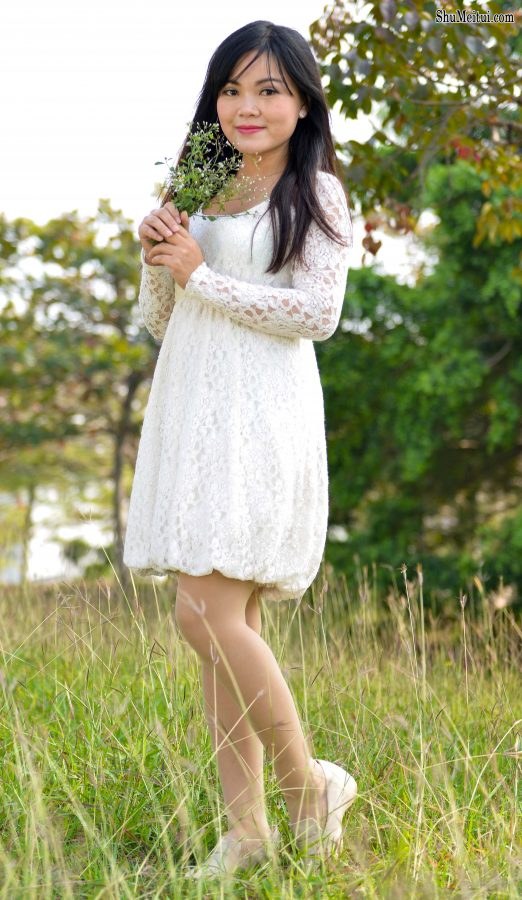 三位成熟姐姐三次出击————黄姐白裙肉丝[第5张/共23张]