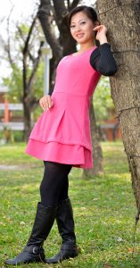 在公司做财务的会计熟女韩姐的厚丝袜靴子1