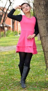 在公司做财务的会计熟女韩姐的厚丝袜靴子1