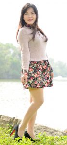 三位成熟姐姐再次出击—黄姐肉丝袜鱼嘴高跟