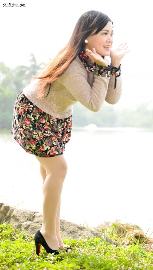 三位成熟姐姐再次出击—黄姐肉丝袜鱼嘴高跟[第6张/共10张]