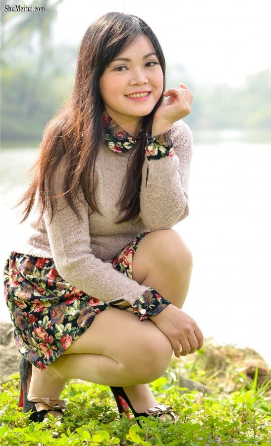 三位成熟姐姐再次出击—黄姐肉丝袜鱼嘴高跟[第9张/共10张]