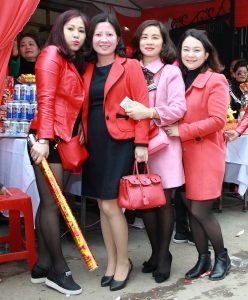 胡艳阿姨新年秀黑丝袜美腿