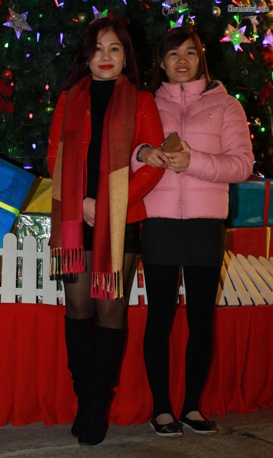 胡艳阿姨新年秀黑丝袜美腿[第27张/共33张]