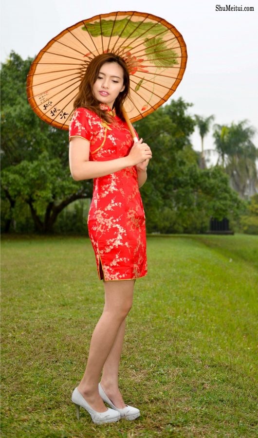 小庭红色超短旗袍高跟美腿[第12张/共24张]